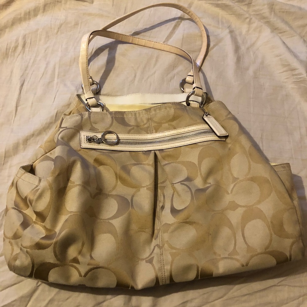 Coach signature tote